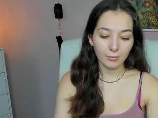 Freechat meganxkiss on CamSoda