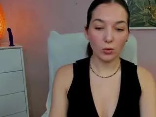 Freechat meganxkiss on CamSoda