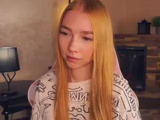 melinadancey — Hello! im Ramonita! Goal - air kiss [25 tokens remaining]