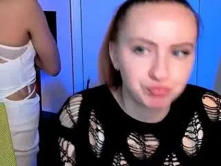 Freechat mila-glow on CamSoda