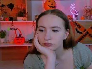 Freechat mila-glow on CamSoda