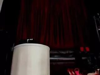 puffyllove on CamSoda 