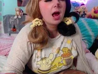 Offline saturnbang on CamSoda