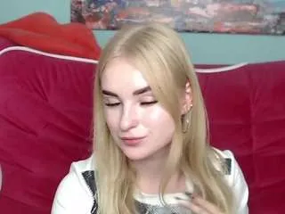 Freechat sofysoft on CamSoda