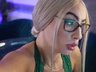 Offline sugar-rushhh on CamSoda