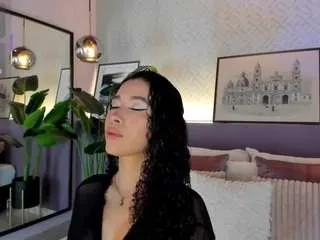 Freechat sussanalee on CamSoda