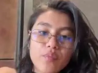 Freechat toxyo-x on CamSoda