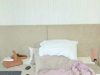 Freechat valerieferrer on CamSoda