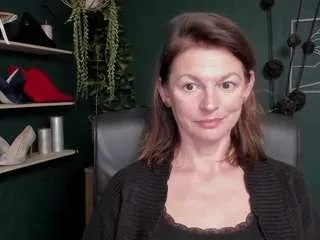 viviankiss on CamSoda 