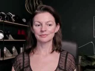 viviankiss on CamSoda 