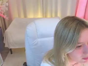 _b00bss_ — ! | Goal: cute ahegao  | Hello there, i'm Jess #new here, i have #bigboobs and #bigass im #bbw #natural girl [25 tokens remaining]