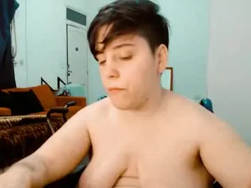 Freechat almondonwheels on Chaturbate