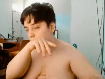 Freechat almondonwheels on Chaturbate