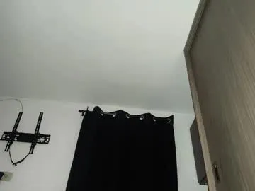 Freechat annie_darling_ on Chaturbate