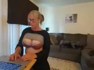 Freechat arianna_sinz on Chaturbate