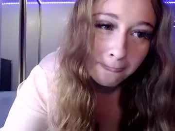 bellamonroee on Chaturbate 