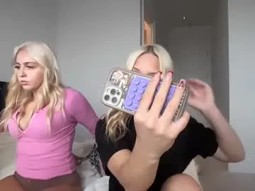 brookepatterson — KATE DOES MY HAND BRA #finallyback #blonde #feet #new #gymnastastics [2222 tokens remaining]