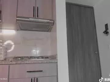burbuja_cosmic on Chaturbate 
