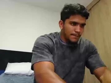 Private camilo_contre21 on Chaturbate