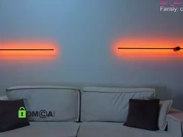 Group crazzy_cherry on Chaturbate