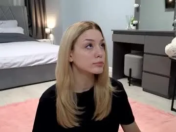 darilboom — Welcome to my hot and flexible room!! - Goal: FULL NAKED [555 tokens left] #smalltits #flexible #18 #shy #skinny