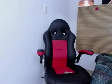 dhamian_wolf_hunter — GOAL: my cum in free [350 tokens remaining] Welcome to my room! I am looking for slaves with desires to worship me   #dirty  #master  #slave #cum #hairy 