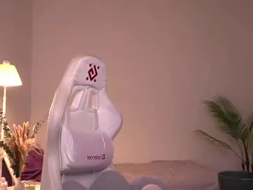 dragon_ink — Seduce with sensual moves [69 tokens left] #bdsm, #sissy, #mistress, #young, #flexible, #strapon