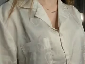 gemmaburtt on Chaturbate 