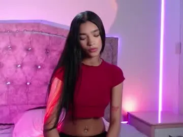 Away kitty_mia29 on Chaturbate