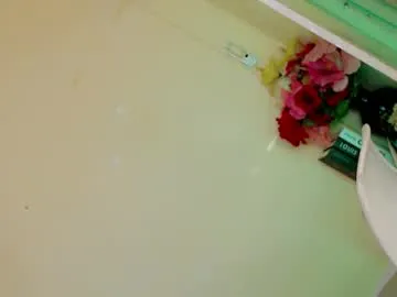 Freechat lady_in_black18 on Chaturbate