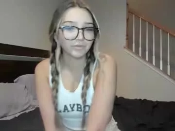 Freechat livvywinters on Chaturbate
