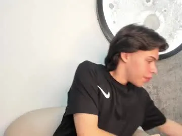 Freechat lucian_greyy on Chaturbate