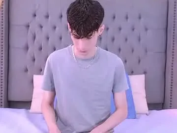 Freechat luke_carter on Chaturbate