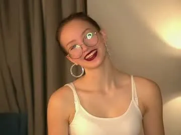 mariannsullivant — Hello my love, welcome to my hot room! Goal: sexy finger sucking and squeezing breasts under bra <3 #teen #18 #new #shy #natural [0 tokens remaining]