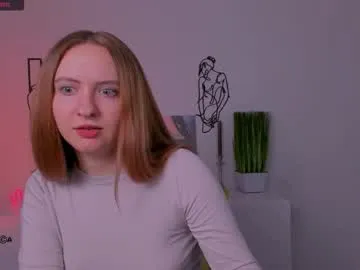 Freechat mila_glow on Chaturbate