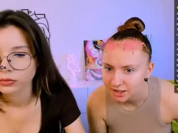 Freechat mila_glow on Chaturbate