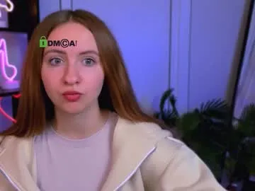 Freechat mila_glow on Chaturbate