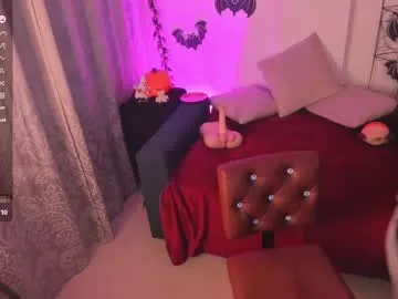 Freechat mishelkrave_ on Chaturbate