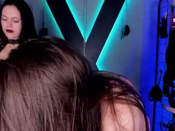 misskara_ariana_bdsm on Chaturbate 