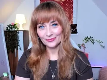 naughtymilane on Chaturbate