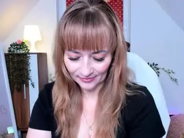 naughtymilane on Chaturbate