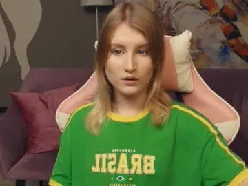 Freechat shantiyagin on Chaturbate