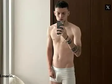 smitgrey —  CUM SHOW #oilshow #bigcock #latino #bigdick #lovense [2000 tokens remaining]