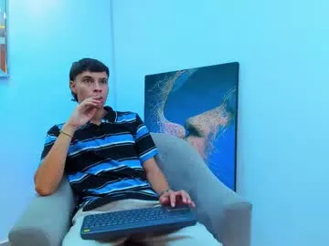 tommy__scott — GOAL: Hard dick [49 tokens remaining] Welcome to my room! #18 #bigcock #new #young #cum