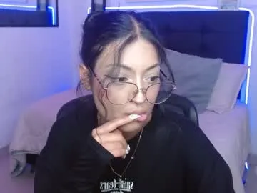 vannesweet_ — TOPPLES + SALIVA IN BOOBS  [44 tokens left] Hello give me your love help me with my studies  #party #bigass #daddy #hairypussy #anal