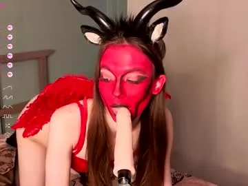 whitekelly — GOAL: Slap my ass 'till it's RED!  [90 tokens remaining] Hii my name is Kelly PVT is open  #18 #cute #fuckmachine #squirt #bigass