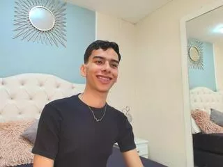 Offline aidden_royce on Flirt4Free