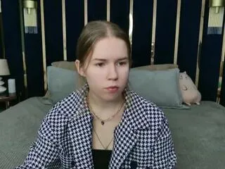 alida_brace — Away on Flirt4Free