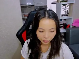 Offline aya_moon on Flirt4Free