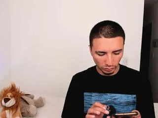 Offline camilo_brayan on Flirt4Free